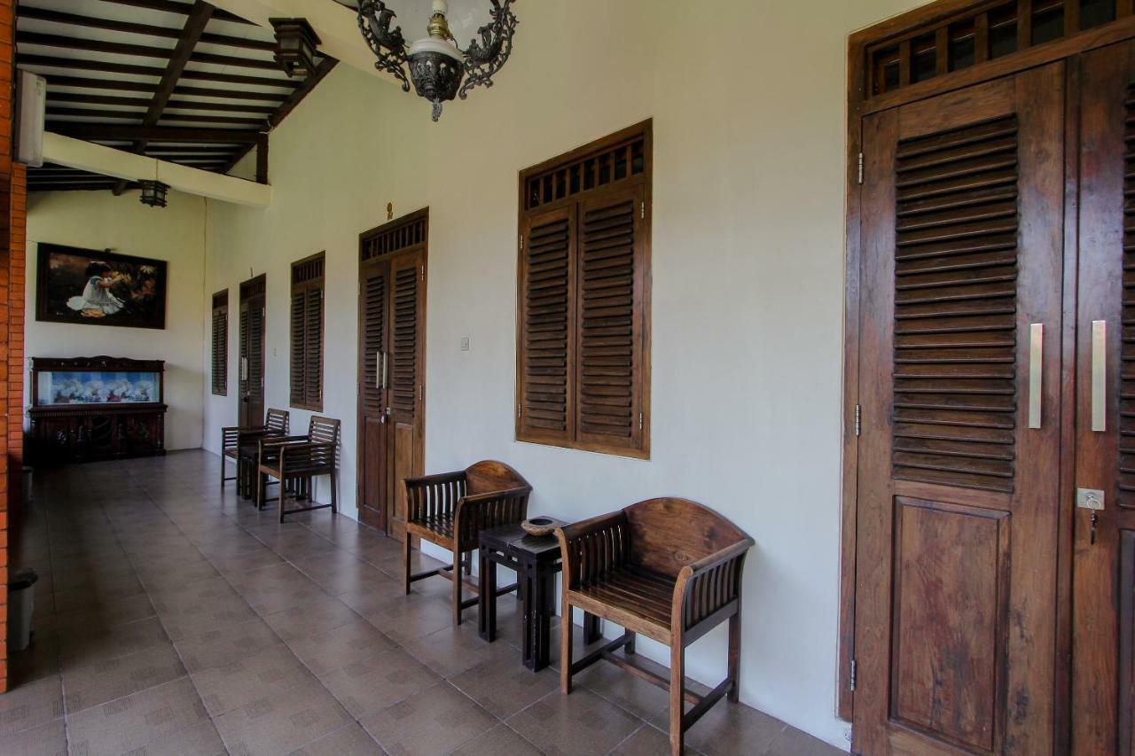 Oyo 1361 Singosari Family Residence 바뉴왕기 외부 사진