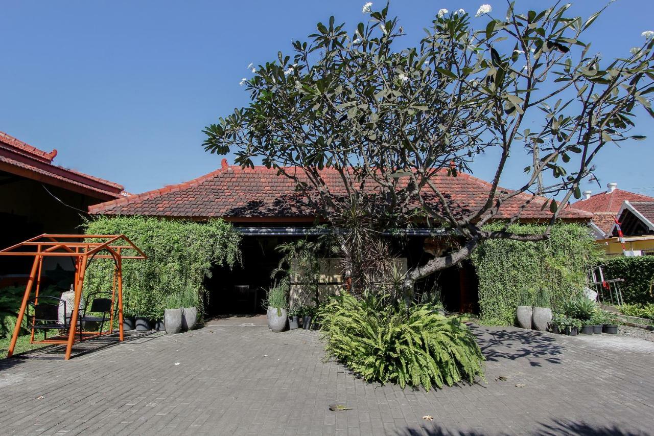 Oyo 1361 Singosari Family Residence 바뉴왕기 외부 사진